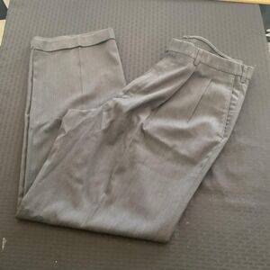 Haggar Dress Pants Mens 32x30 Dark Gray Black Label Pleated Microfiber Classic